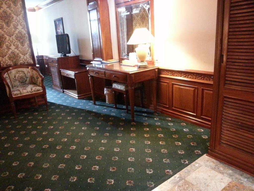 Angkham Hotel Wientian Zewnętrze zdjęcie